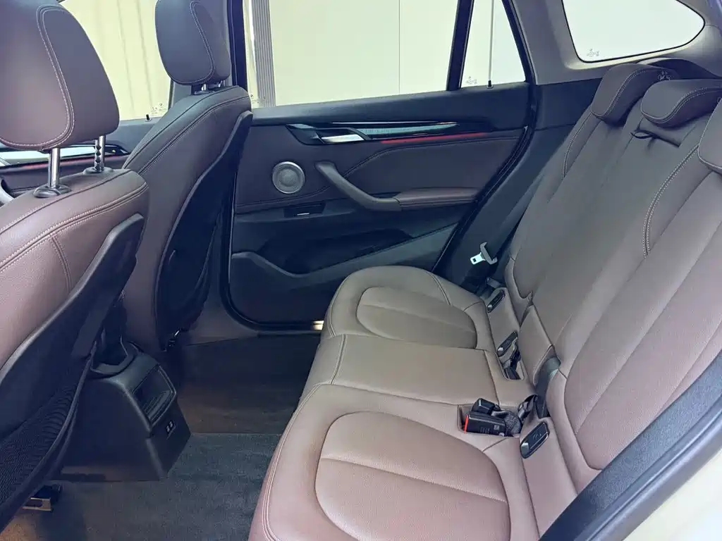 BMW X1 2022 — фото 11