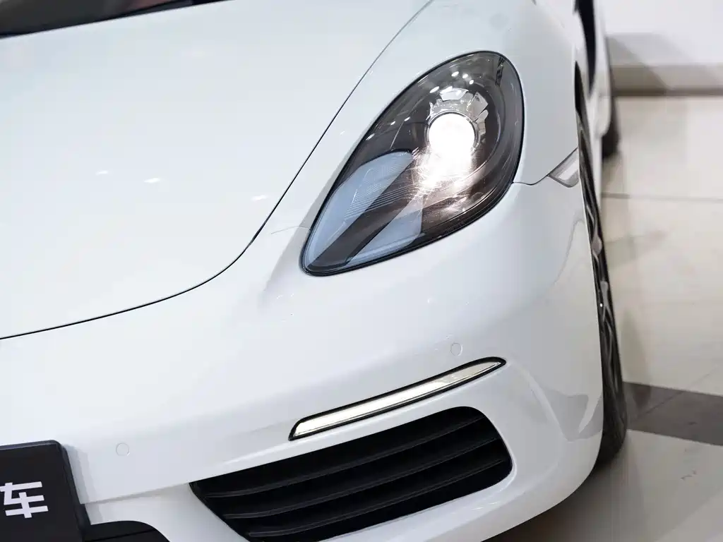 Porsche 718 2022 — фото 7