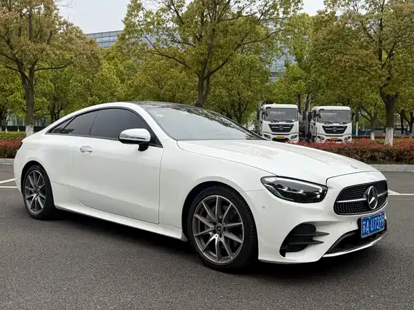 Mercedes-Benz E-Class 2021