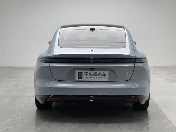 NIO ET5 2025
