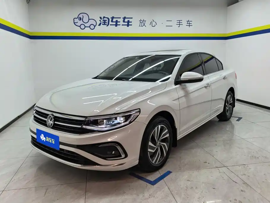 Volkswagen Bora 2023