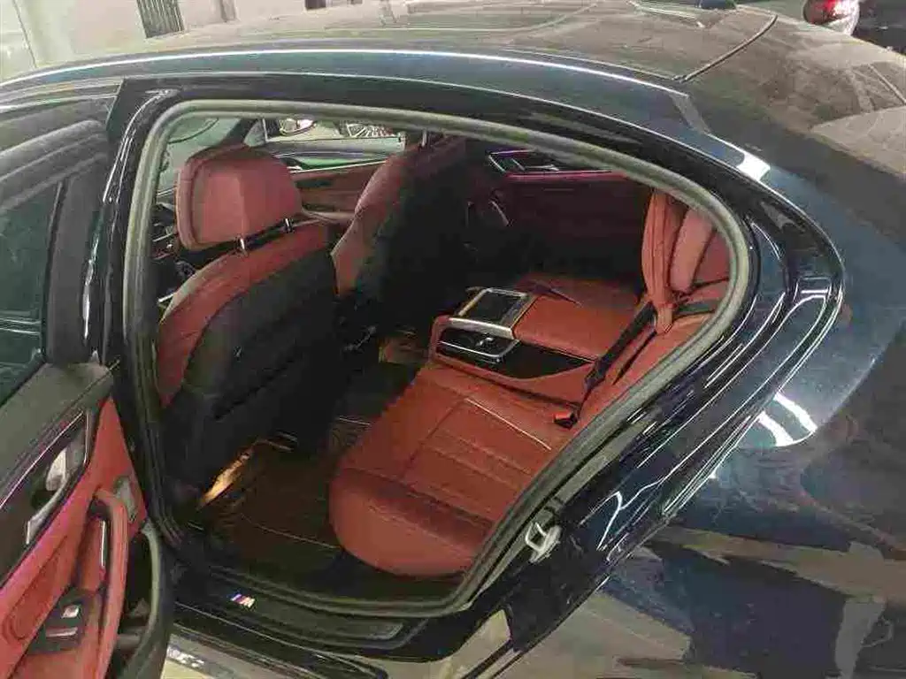 BMW 5 Series 2021