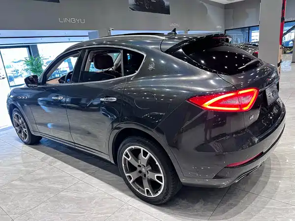 Maserati Levante 2017