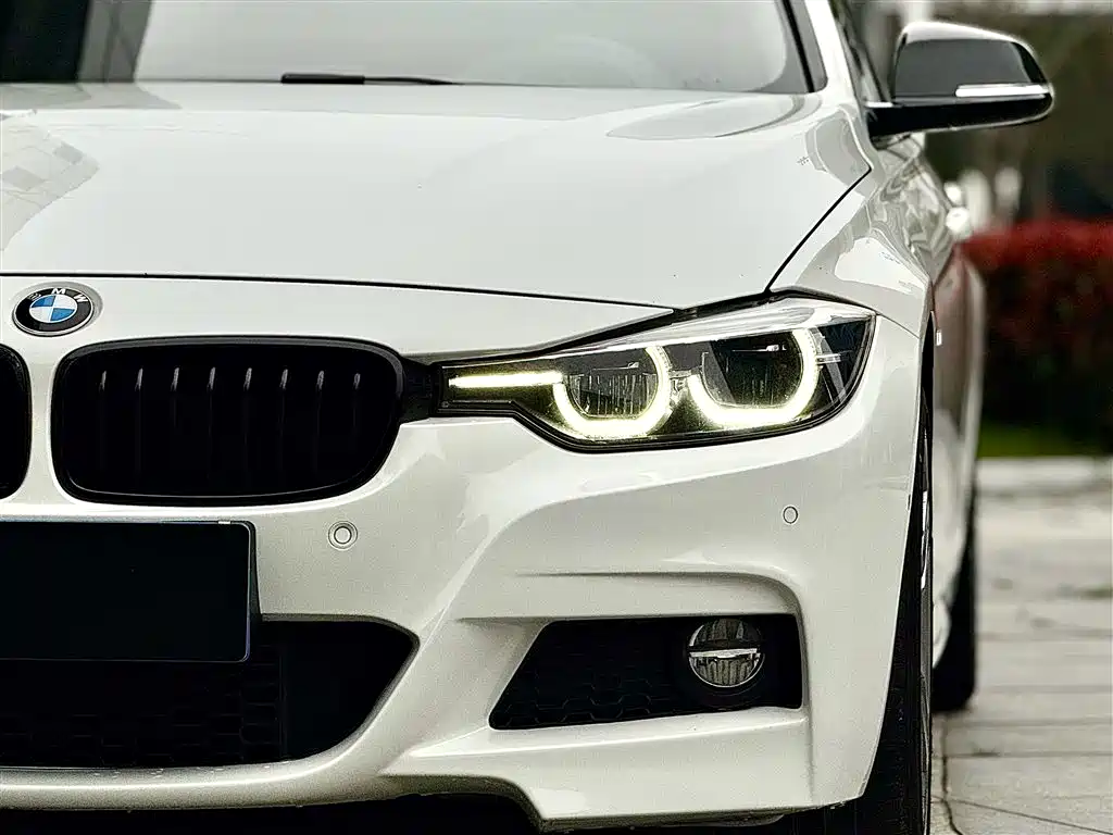 BMW 3 Series 2019