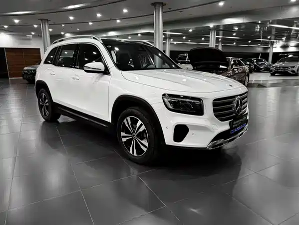 Mercedes-Benz GLB 2024