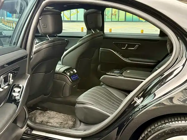 Mercedes-Benz S-Class 2021