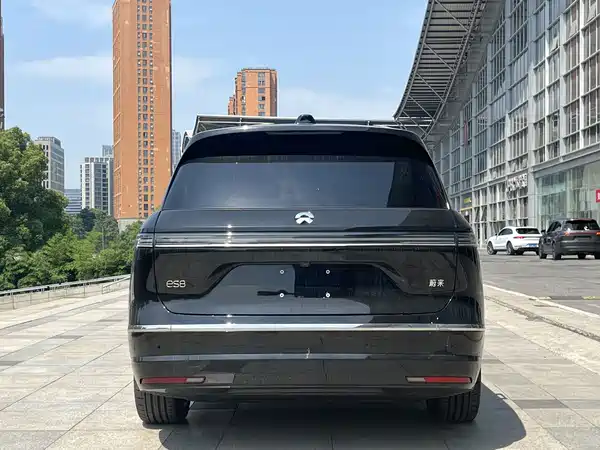NIO ES8 2026