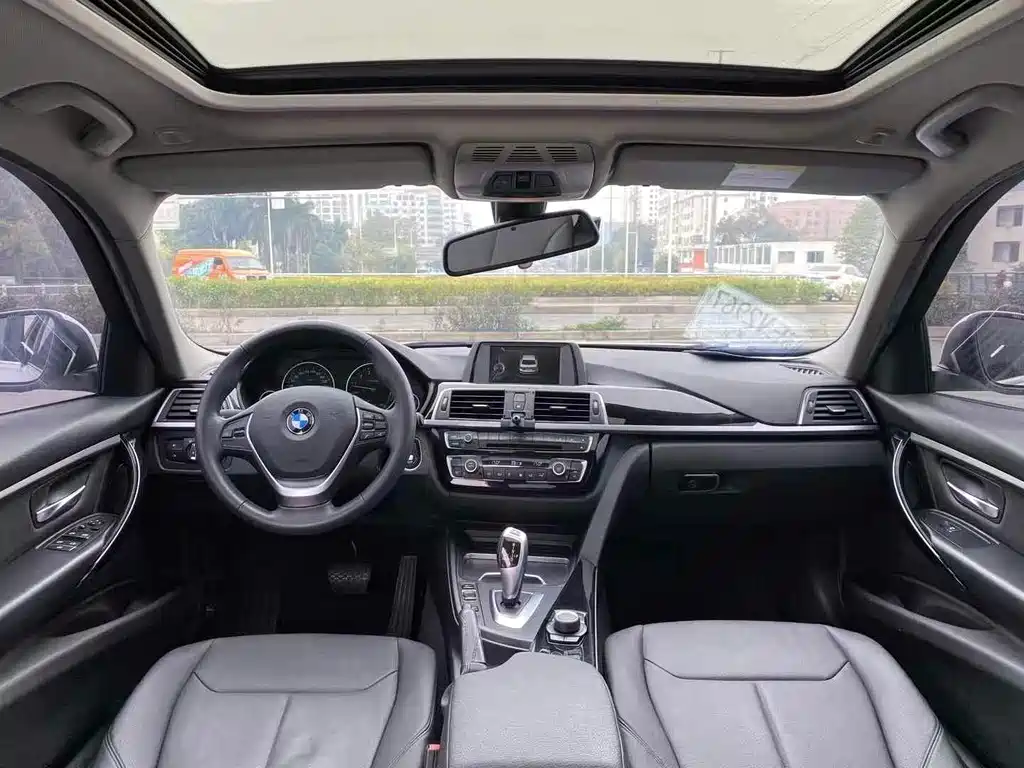 BMW 3 Series 2017 — фото 4
