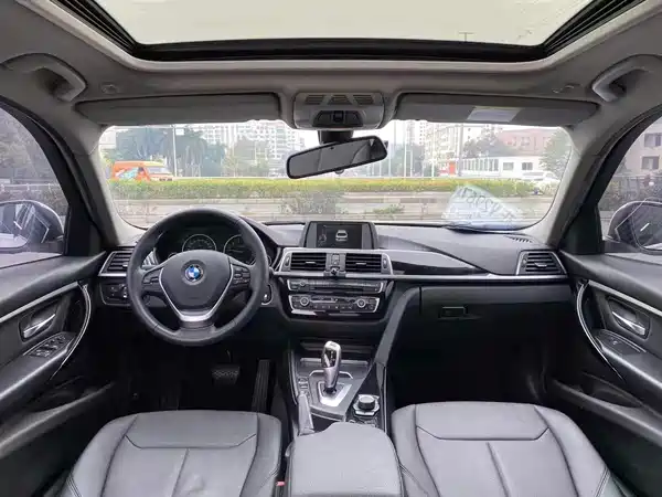 BMW 3 Series 2017