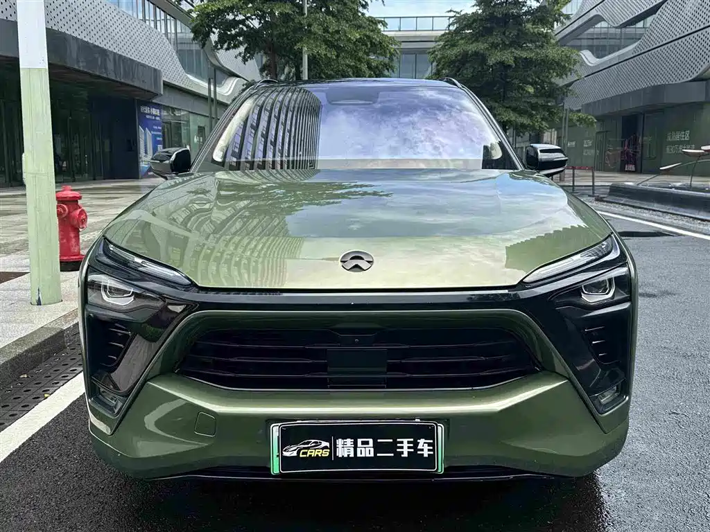 NIO ES8 2019
