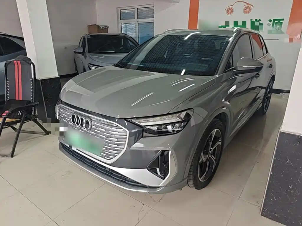 Audi Q4 e-tron 2023