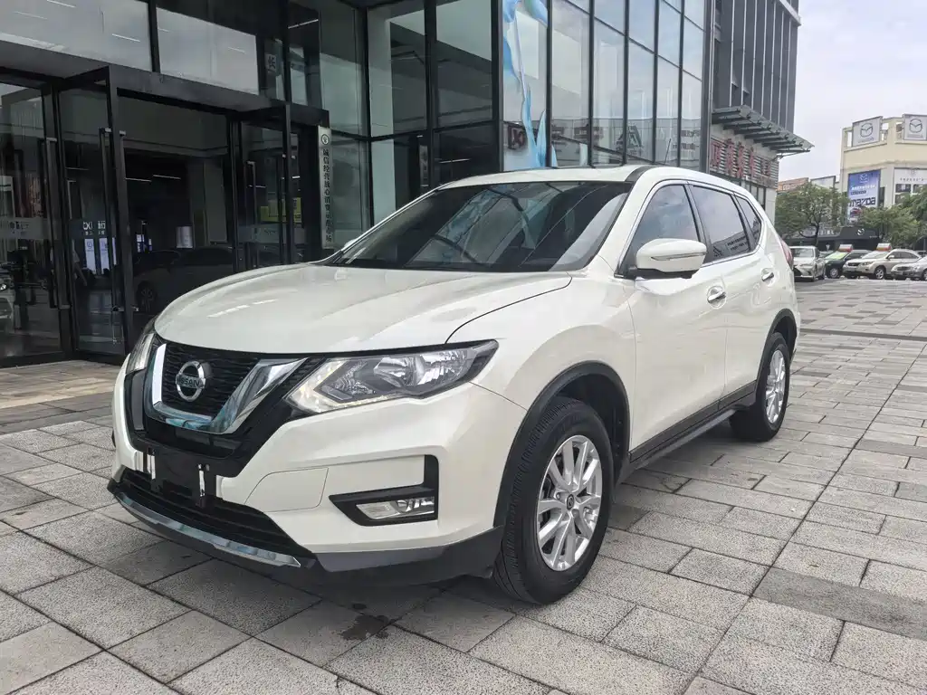 Nissan X-Trail 2019 — фото 1