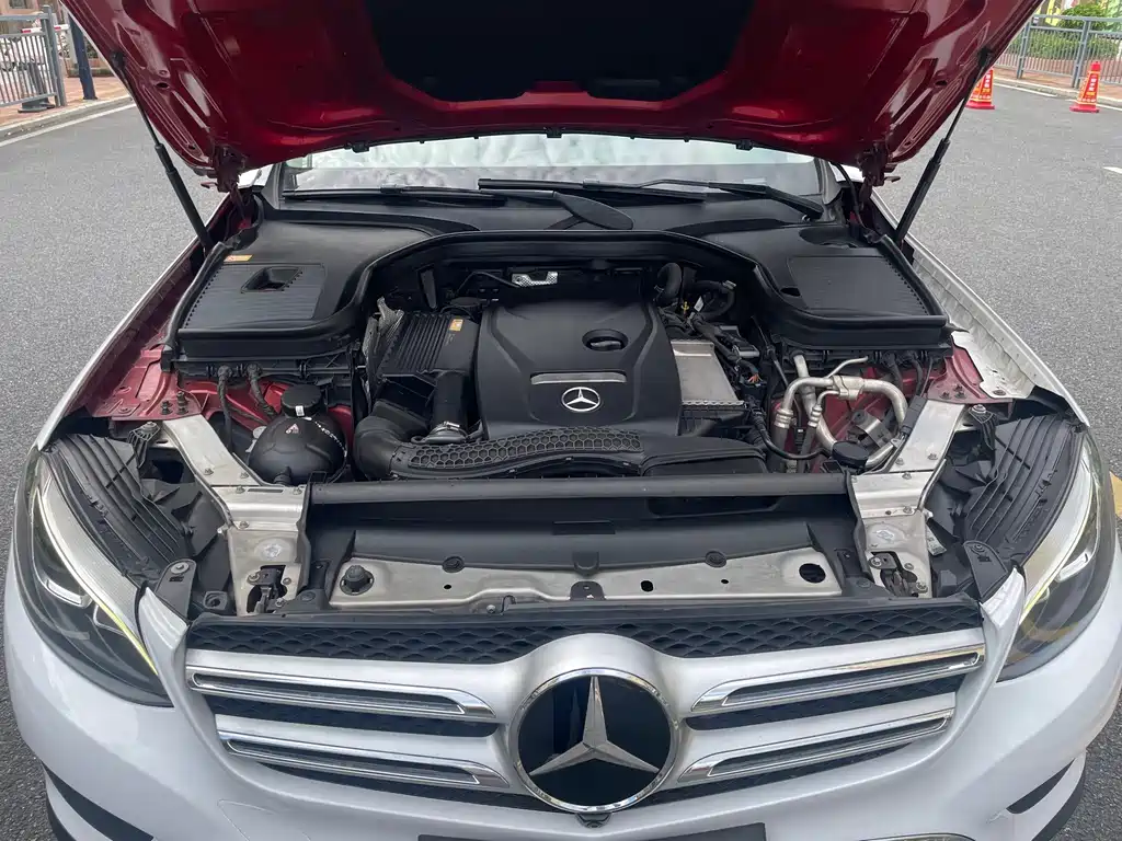 Mercedes-Benz GLC 2016 — фото 19