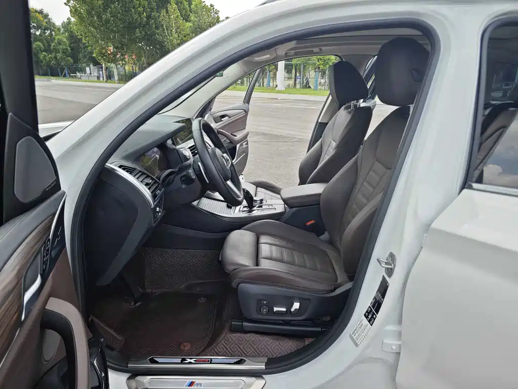 BMW X3 2021