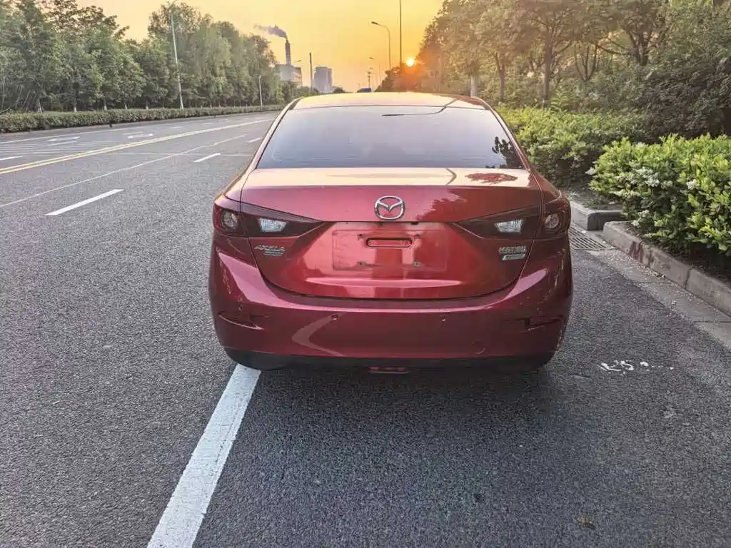 Mazda 3 Axela 2015 — фото 6