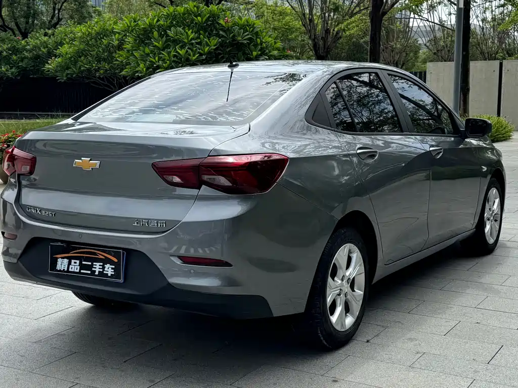 Chevrolet Cavalier 2020 — фото 24