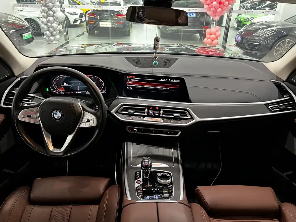 BMW X7 2020 — фото 9