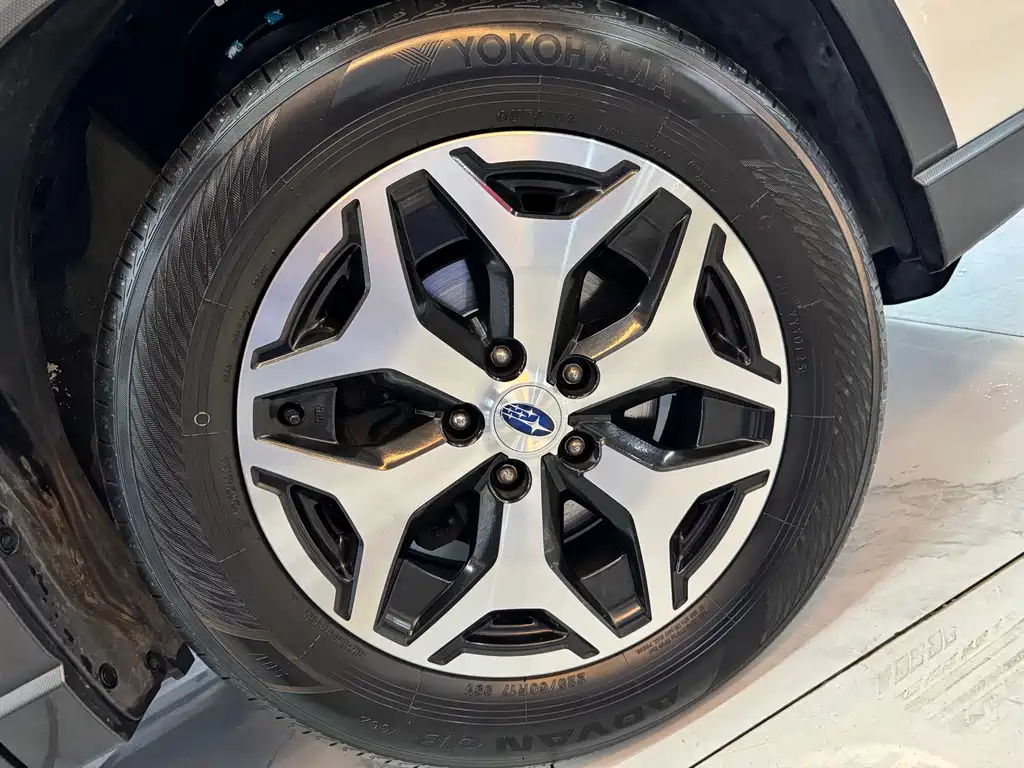 Subaru Forester 2021 — фото 12