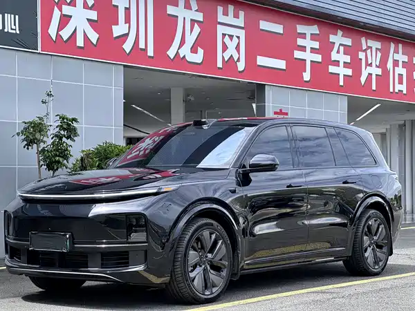 Li Auto L9 2025