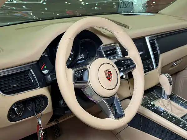 Porsche Macan 2017