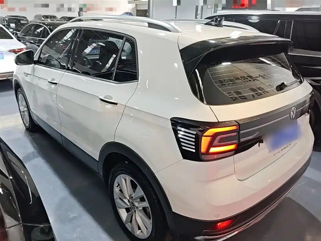 Volkswagen T-Cross 2021 — фото 5