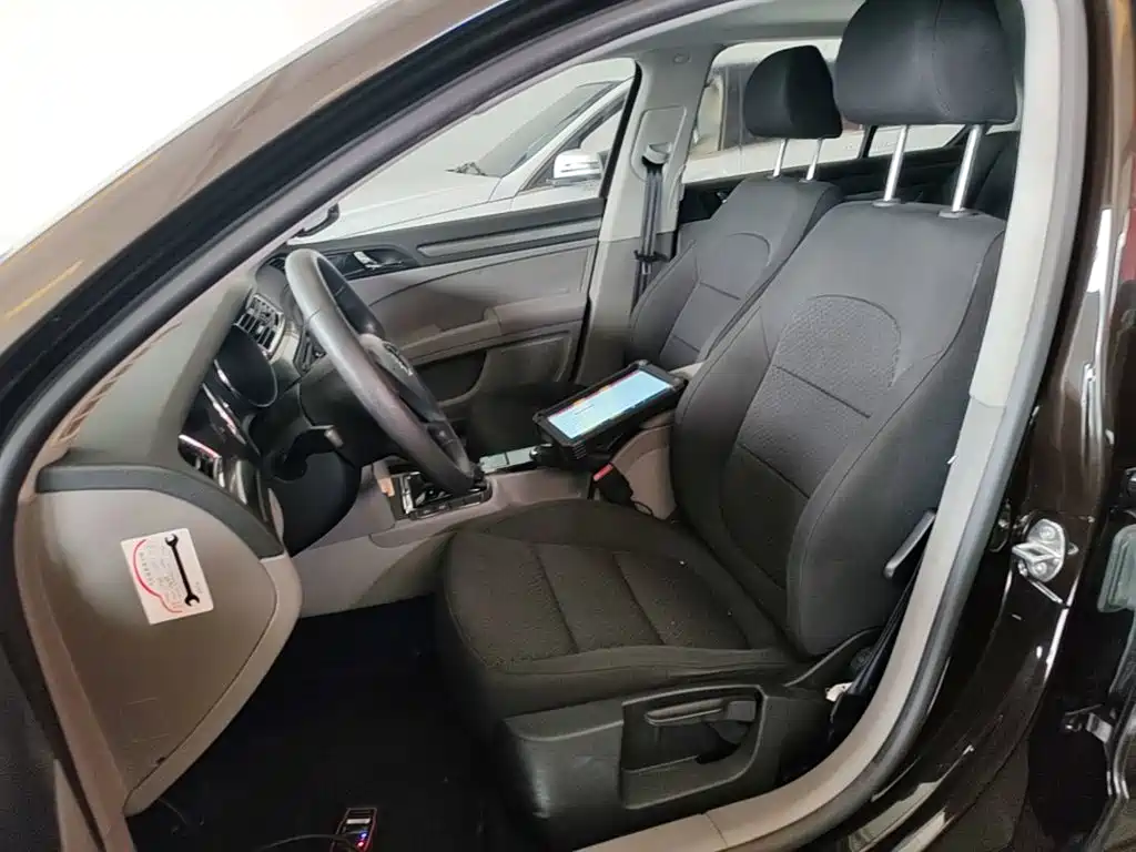 Skoda Superb 2015 — фото 15