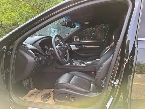 Cadillac CT5 2023