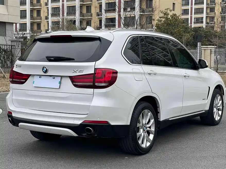 BMW X5 2018 — фото 2