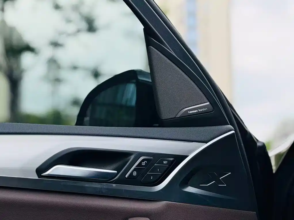 BMW iX3 2021 — фото 10