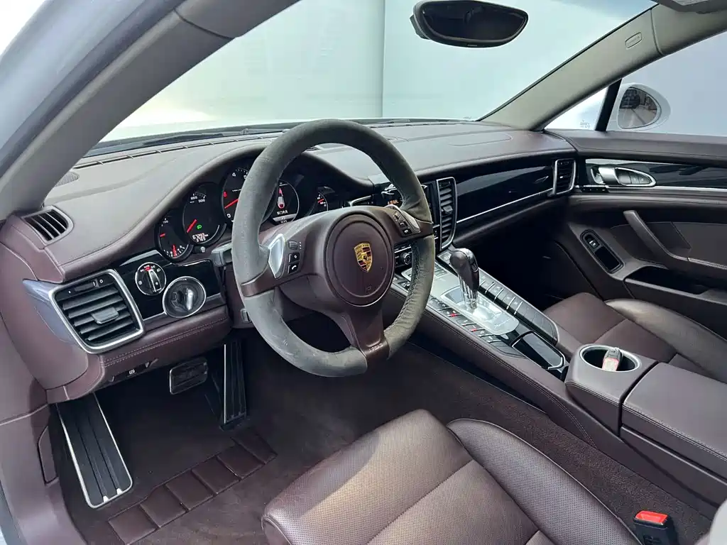 Porsche Panamera 2016 — фото 9