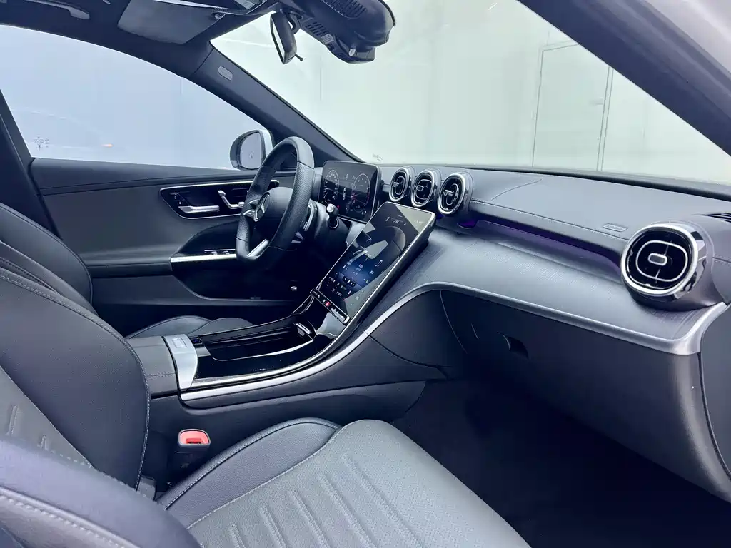 Mercedes-Benz C-Class 2022 — фото 8