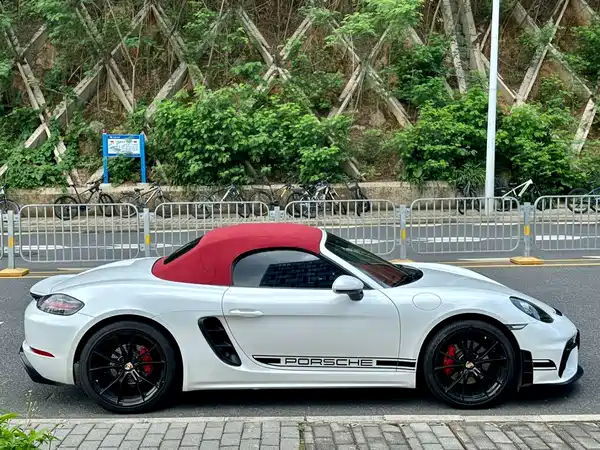 Porsche 718 2018