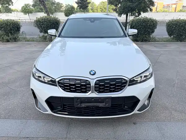BMW 3 Series 2023