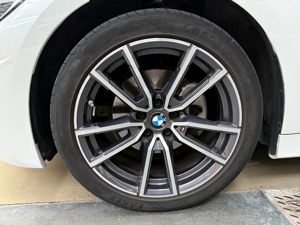 BMW 3 Series 2022 — фото 15