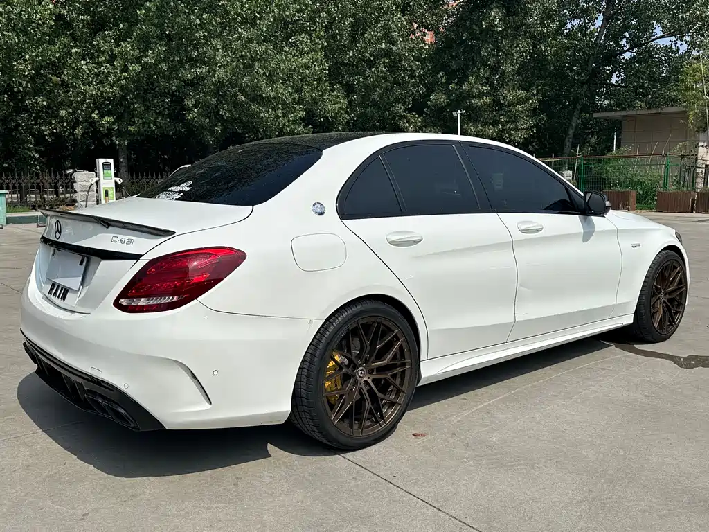 Mercedes-Benz C-Class 2017