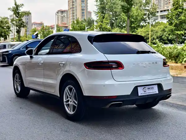 Porsche Macan 2017