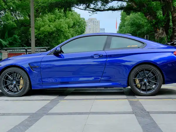 BMW M4 2019
