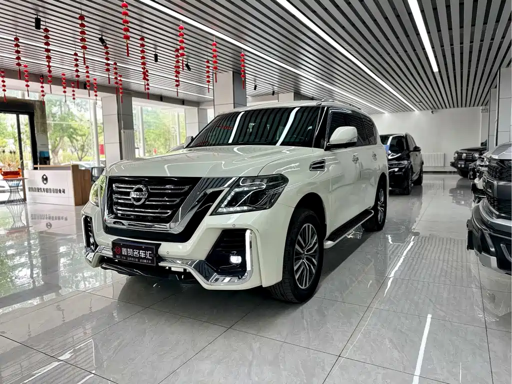 Nissan Patrol 2018 — фото 1
