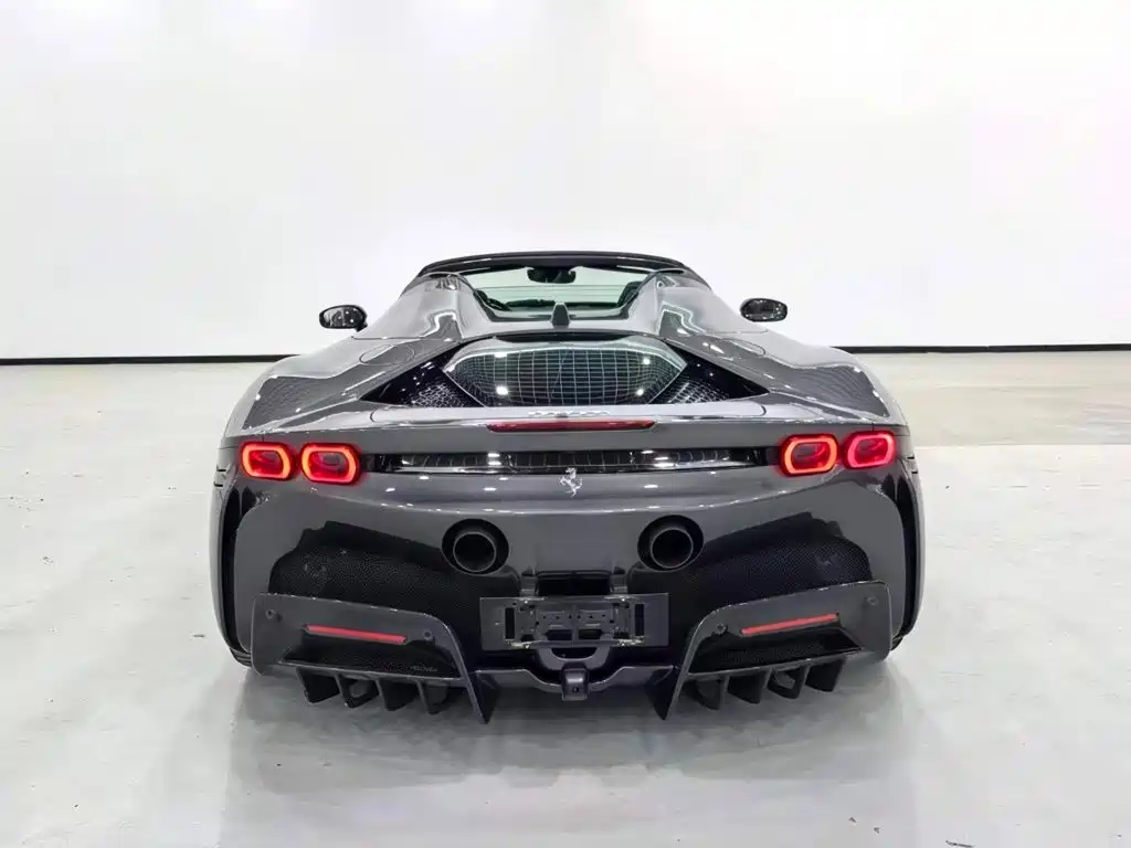Ferrari SF90 2023 — фото 12