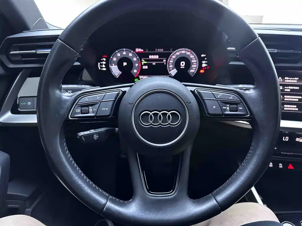 Audi A3 2022 — фото 12