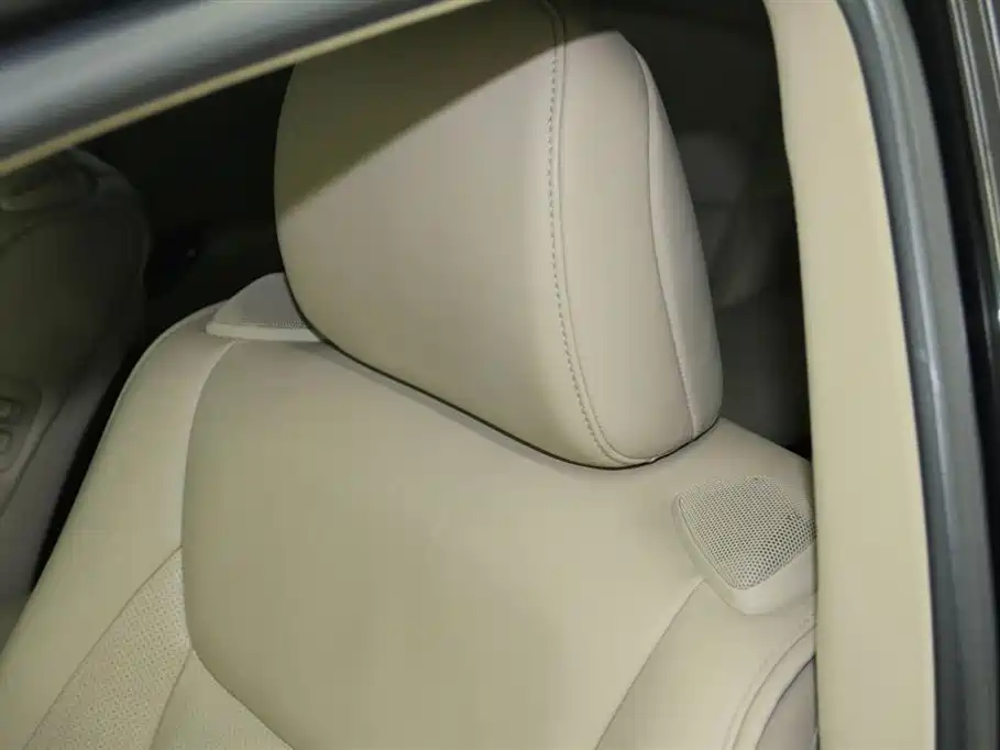 Toyota Crown 2013 — фото 22