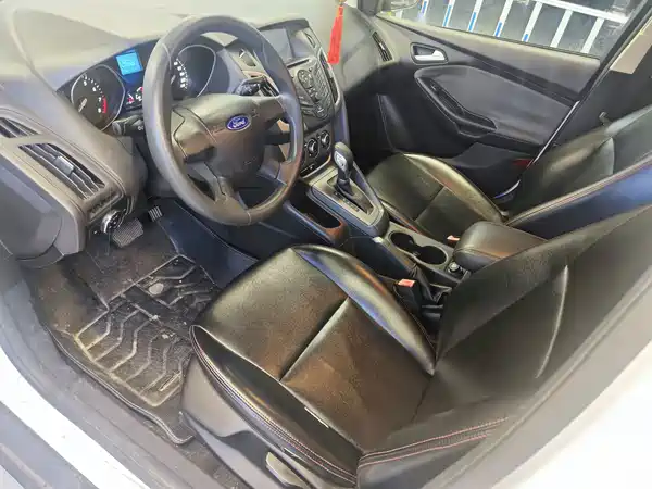 Ford Focus 2014