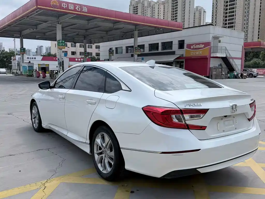 Honda Accord 2020 — фото 4