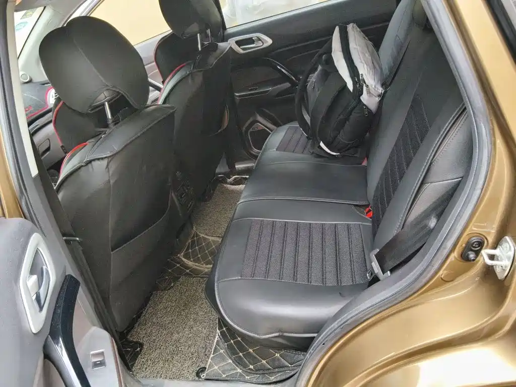GAC Trumpchi GS4 2017 — фото 18