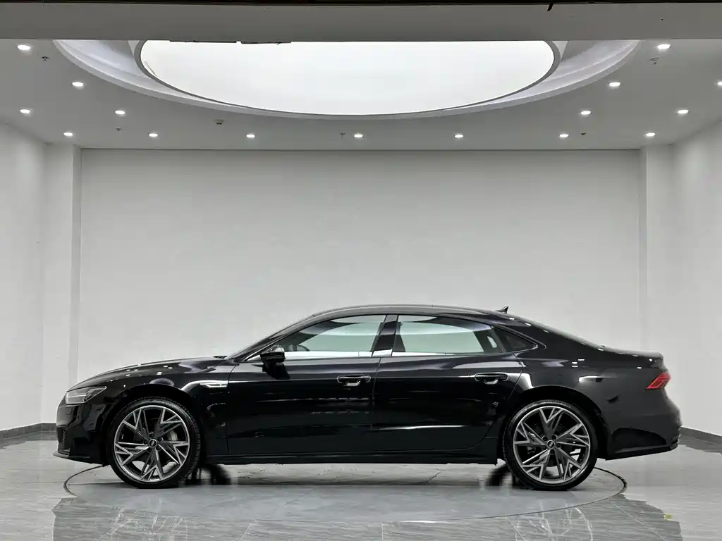 Audi A7L 2024