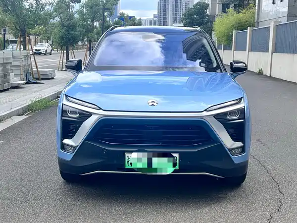 NIO ES8 2018