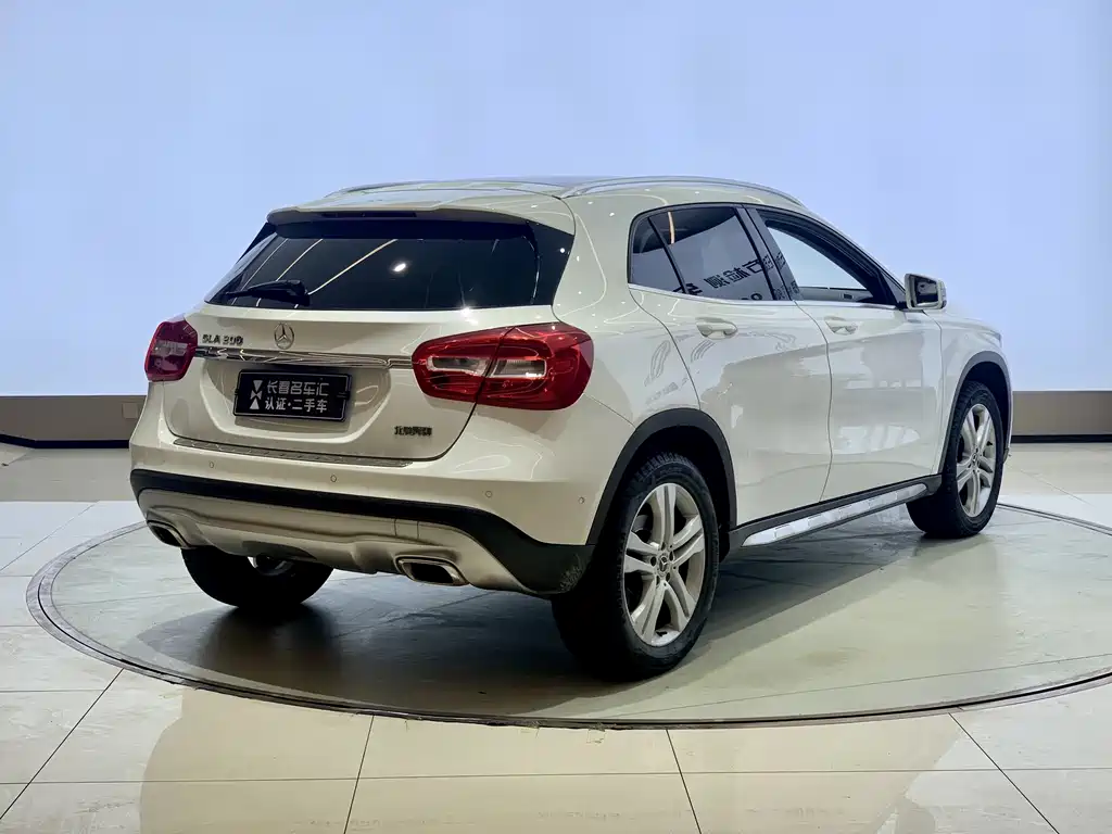 Mercedes-Benz GLA 2017