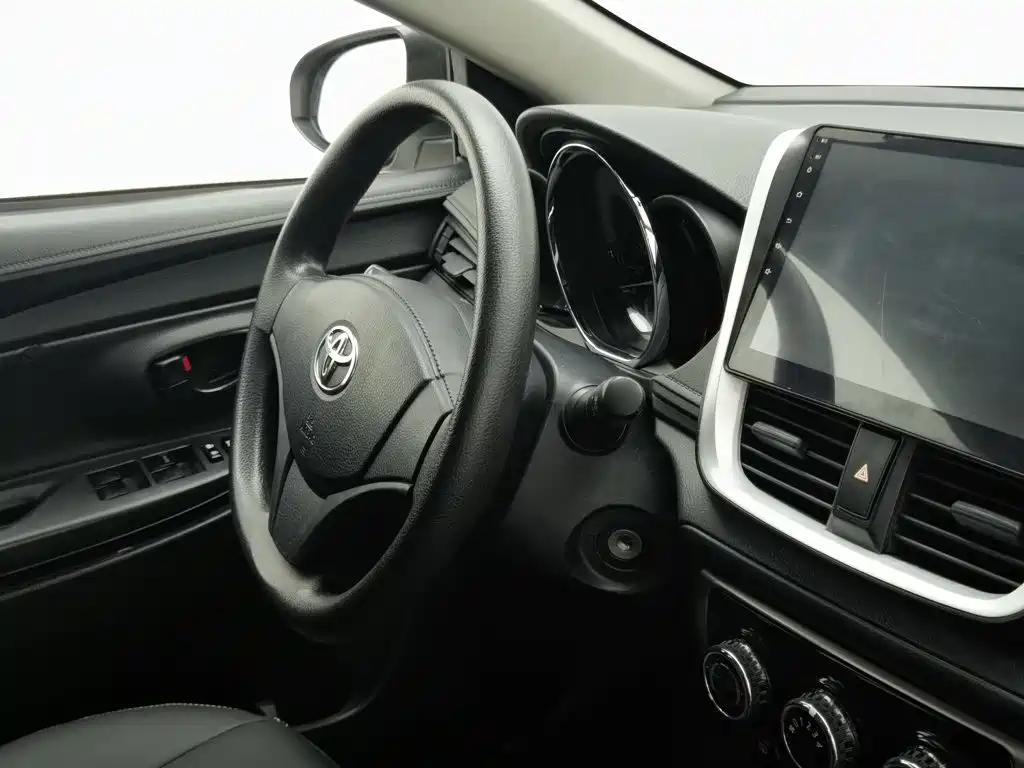 Toyota Vios FS 2018 — фото 22