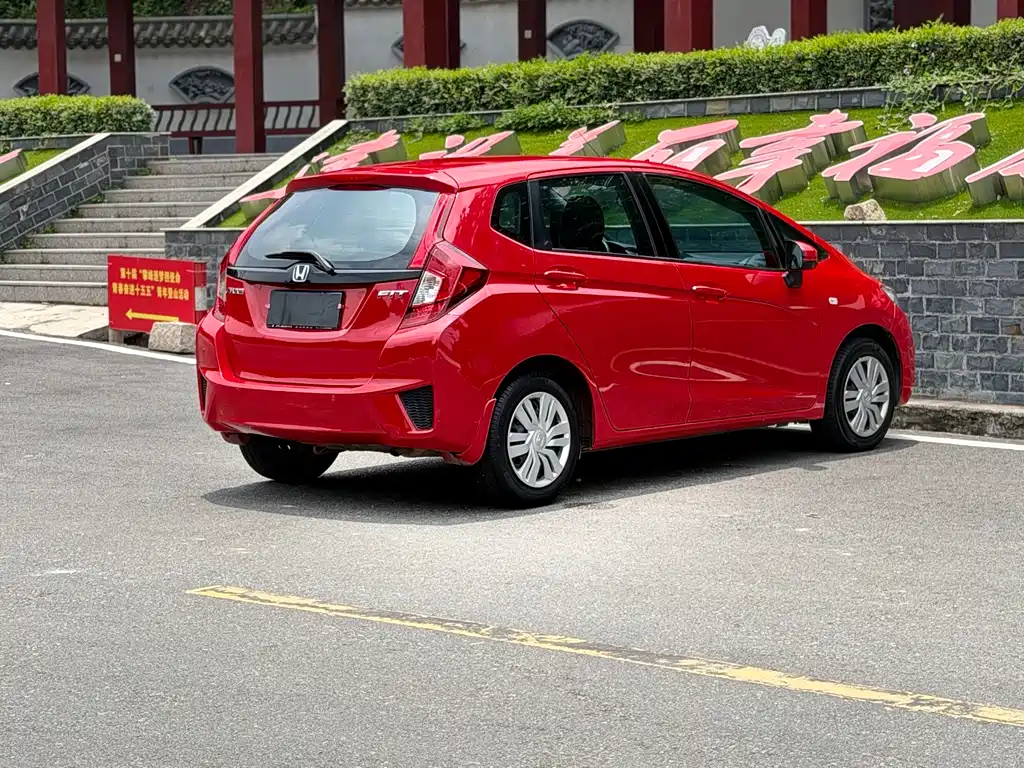 Honda Fit 2016 — фото 7
