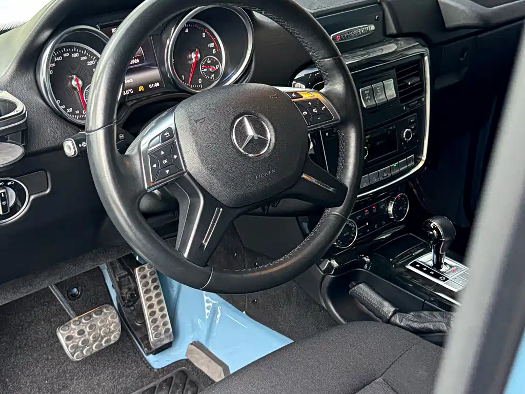 Mercedes-Benz G-Class 2018 — фото 10